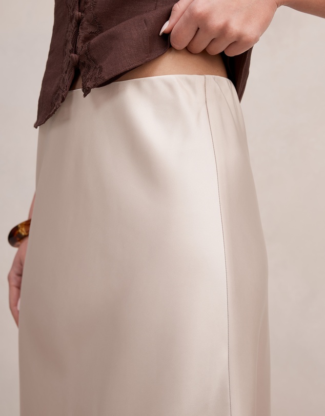 Forever New - Selena Satin Skirt