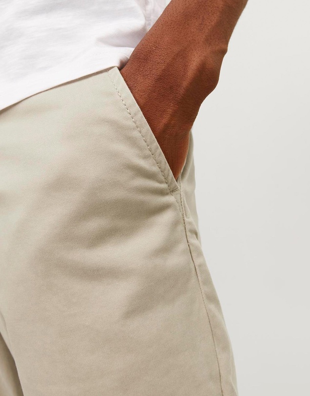 Jack & Jones - Bowie Solid Chino Shorts