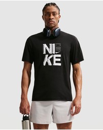 Nike - Dri-FIT Hyverse GFX SS Tee