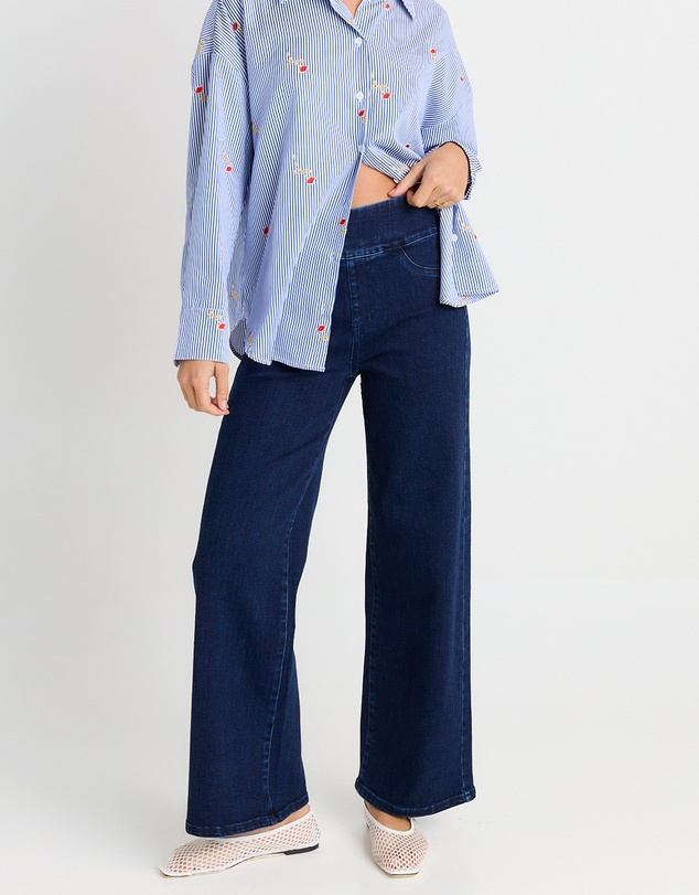 Betty Basics - Straight Stretch Jean