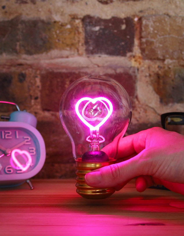 Suck UK - Cordless Lightbulb Heart