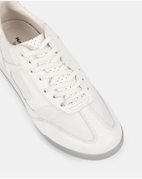 Hush Puppies - Finale