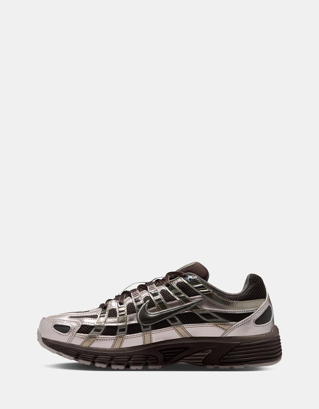 Nike - P-6000 Metallic - Women's