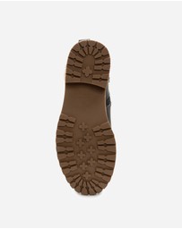 Ozwear Connection Uggs - Ugg Lyric Ankle Zip Boots