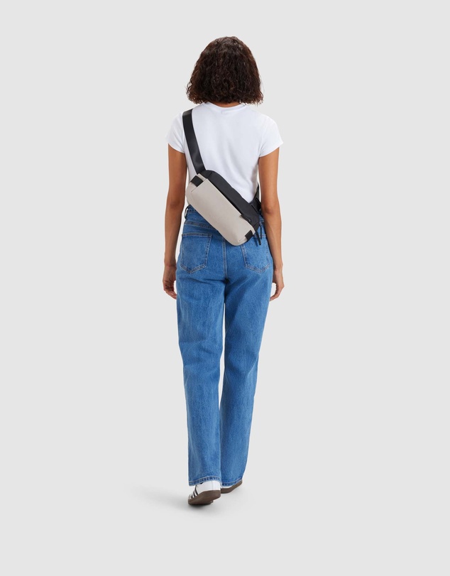 Globite - Commuter Sling Bag