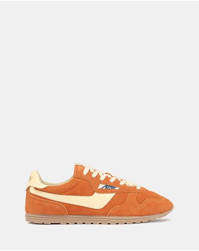 UB05 Suede, Leat Fanta & Rut