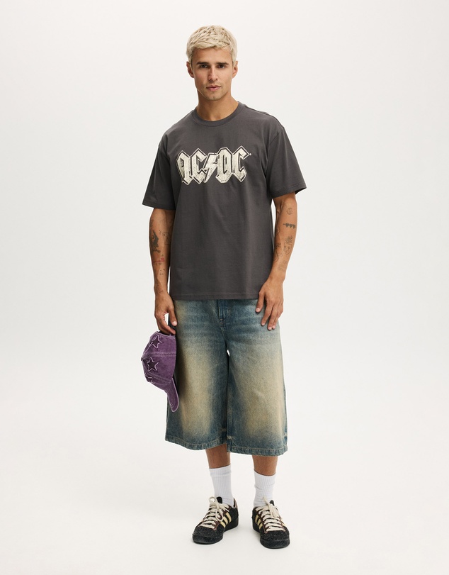Cotton On - Premium Loose Fit Music T-Shirt