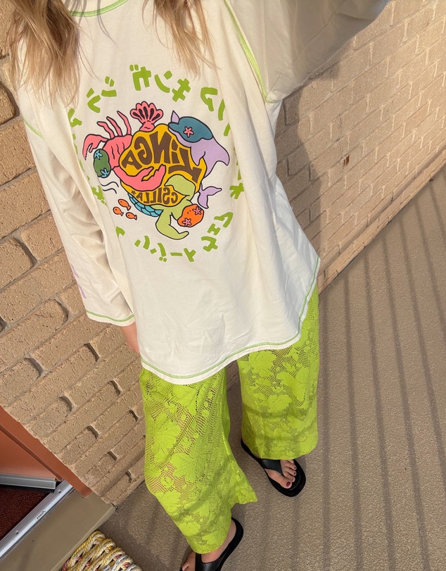 KINGA CSILLA - Shisha Dolphin Tommy Tee