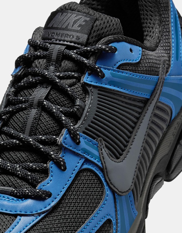 Nike - Zoom Vomero 5 SE - Men's