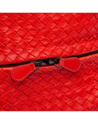 Pre-Loved by Azura Reborn - Pre-Loved bottega veneta Handmade Knitted Leather Bucket Bag with Drawstring Closure and Additional Pouch