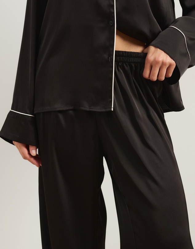 Atmos&Here - Pia Satin Long Sleeve Pyjama Set