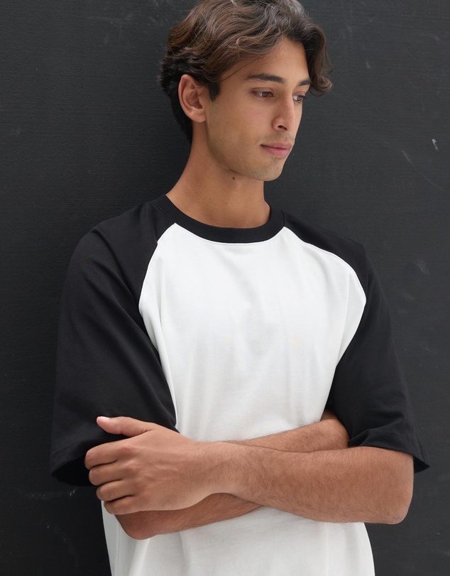 AERE - Boxy Contrast Raglan Tee