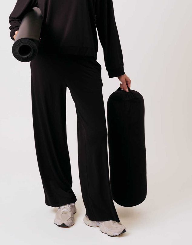 UNE PIECE - Yoga Bolster