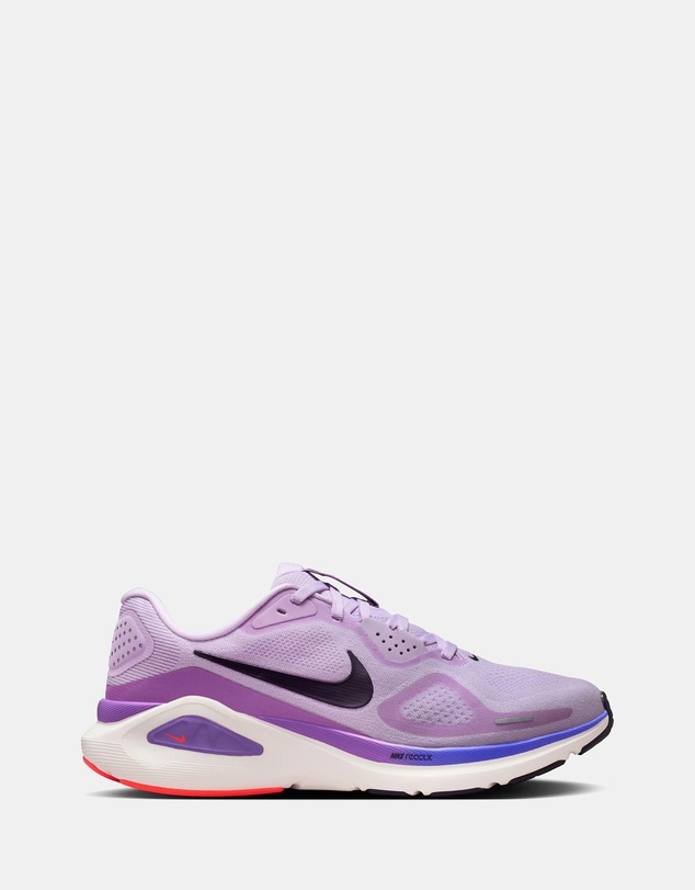 Nike - Structure 26 - Women's