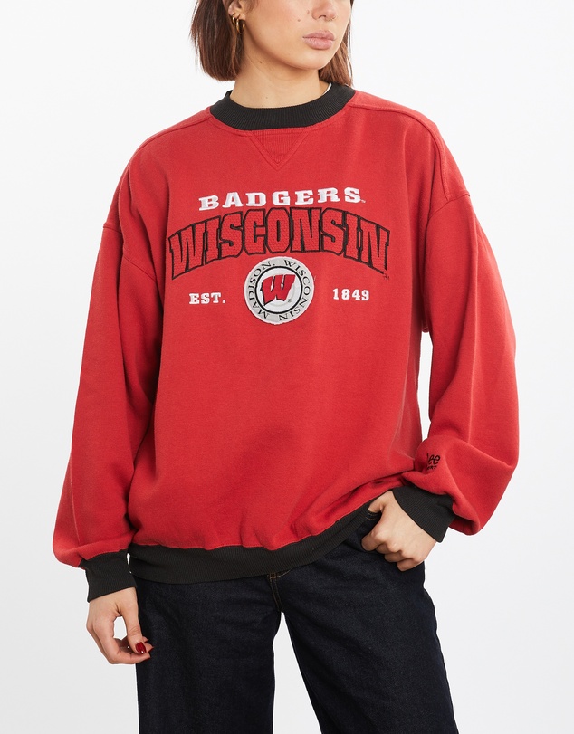 Vintage by The Real Deal - Pre Loved - 90s NCAA Wisconsin Badgers Sweatshirt