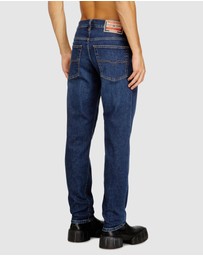Diesel - 2023 D-Finitive Tapered Jeans