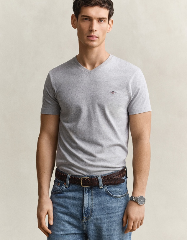Gant - Slim Fit Shield V-Neck T-Shirt