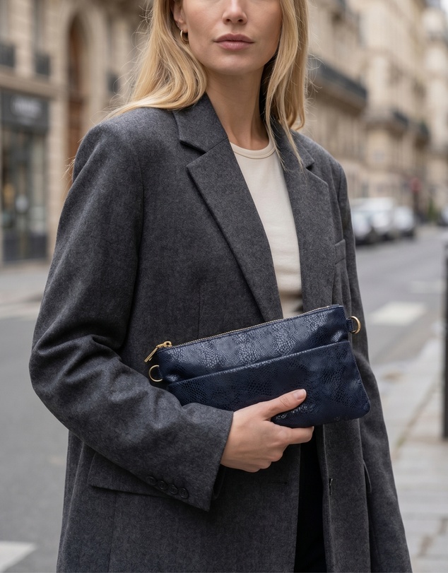 Izoa - Phoebe Clutch