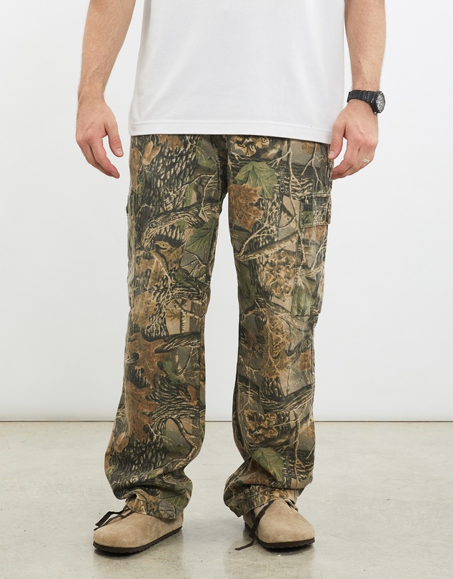 Vintage by The Real Deal - Pre Loved - Vintage Realtree Camo Cargo Pants