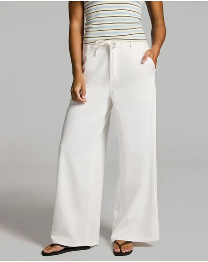 Rockwear - Relaxed Straight Leg Denim Pocket Jeans