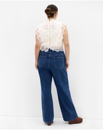 City Chic - Lucielle Sleeveless Top - Creme