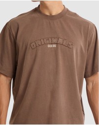 GUESS Originals - GUESS Originals Eco Applique Boxy T-Shirt