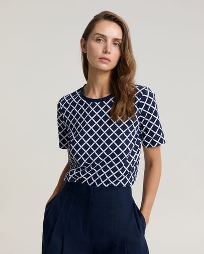 navy/white