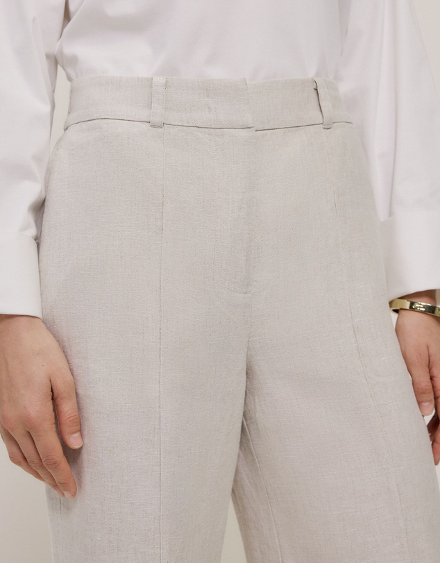 Trenery - Yarn Dyed Linen Pintucked Pant in Flax