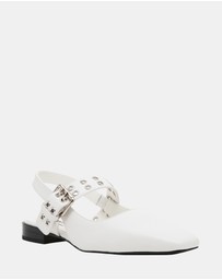 Steve Madden - Believer White Leather Flats