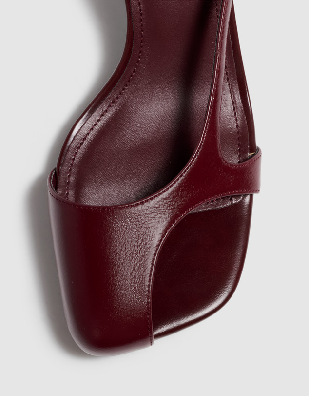 By Wren - Amelia Heels