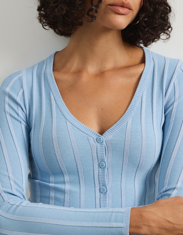 Atmos&Here - Mina V-Neck Knitted Top