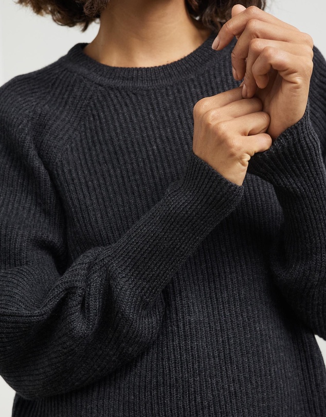 Lindsay Nicholas New York - Sculptured Sleeve Crew Neck