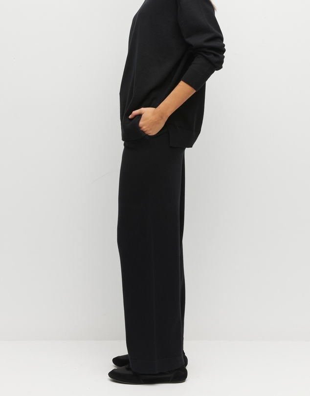 JH Lounge - JHL Wide Trackpant (Cotton Cashmere) Black