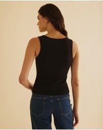 Atmos&Here - Blair Scoop Button Front Tank
