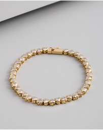 Wanderlust + Co - Heart Bezel 14K Gold Vermeil Tennis Bracelet