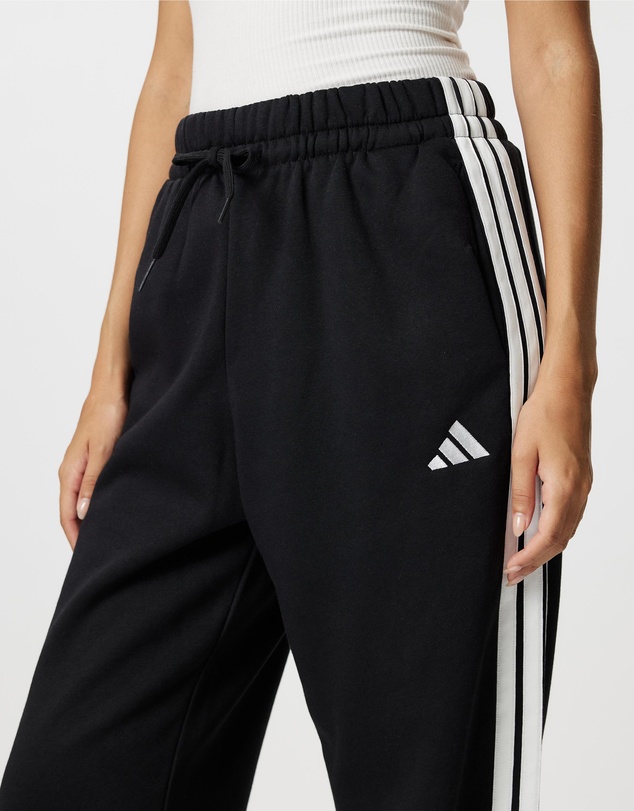adidas Sportswear - Essentials 3-Stripes Fleece Loose-Fit Pants