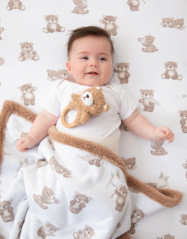 Living Textiles - 2 Pack Organic Bedside Sleeper Fitted Sheet - Cuddly Bear
