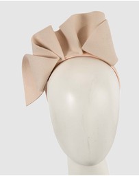 Max Alexander - Felt Beige Winter Racing Fascinator