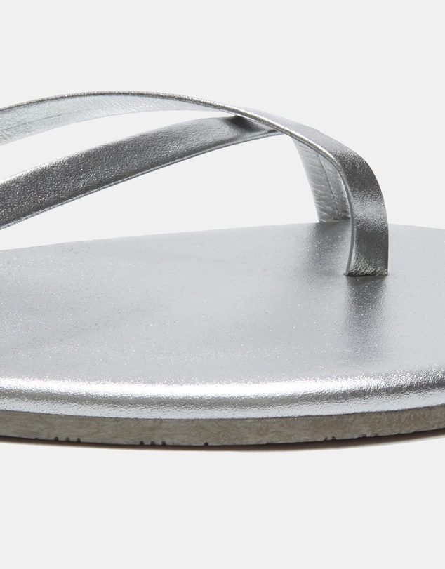 Tkees - Riley