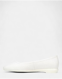 Naturalizer - Alya Flat - White