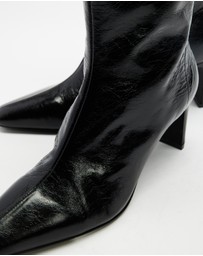 AERE - Anais Square Toe Heeled Leather Ankle Boots