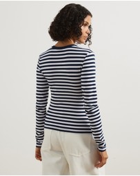 Atmos&Here - Deep V-Neck Long Sleeve T-Shirt
