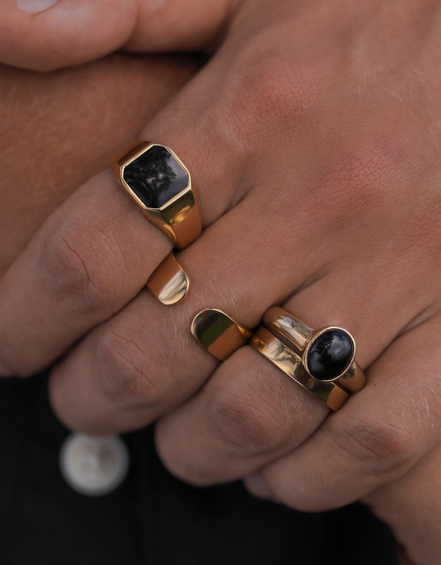 Kuzzoi - ICONIC EXCLUSIVE - Enamel Signet Ring in Gold-Plated 925 Sterling Silver