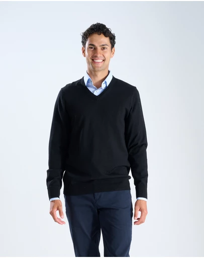 3 Wise Men - 3 Wise Men Fisher V Neck Merino Knit - Black