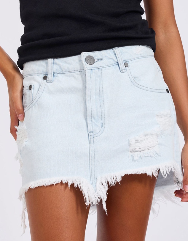 ONE TEASPOON - Junkyard Low Waist Mini Denim Skirt - Xanthe