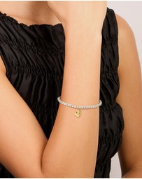 Lovisa - Waterproof Stainless Steel Heart Pendant Stretch Bracelet