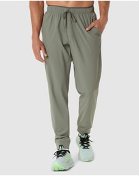 ASICS - Comfort Core Stretch Woven Pant - Men's