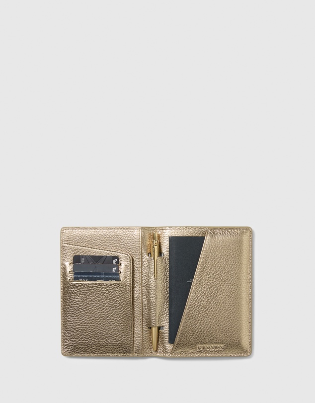 Kinnon - Earle Passport Holder