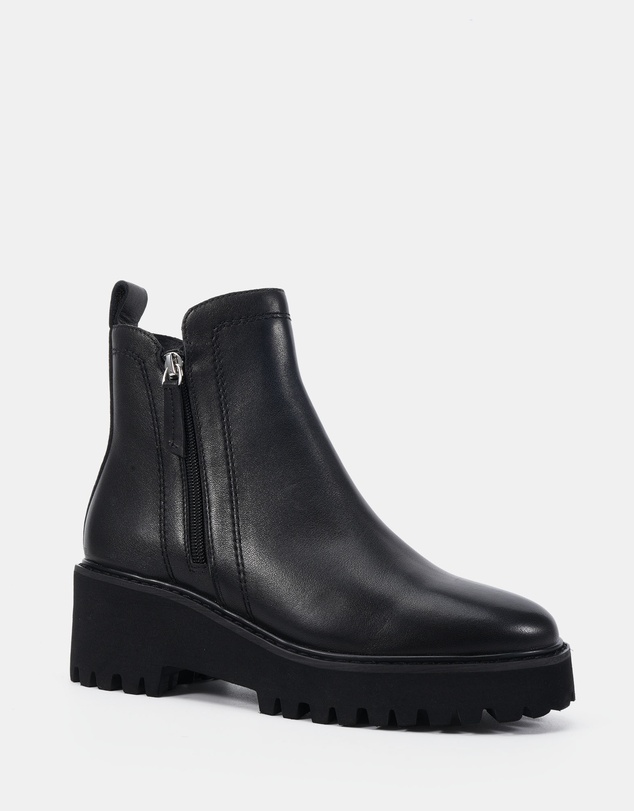 Clarks - Adelie Black