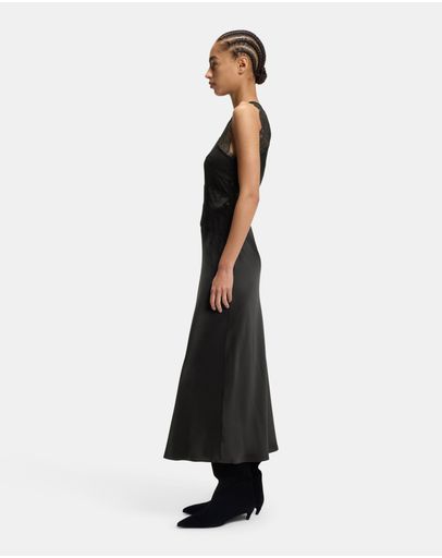 001 Black